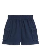 Arket Utility-Shorts aus Lyocell Dunkelblau in Größe 110. Farbe: Dark ...