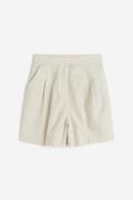 H&M Shorts aus Leinenmix Hellbeige in Größe 50. Farbe: Light beige