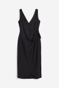 H&M Wickelkleid mit V-Ausschnitt Schwarz, Alltagskleider in Größe XS. ...