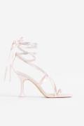 H&M Satinsandaletten mit Spool Heel Hellrosa, Heels in Größe 38. Farbe...