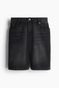 H&M Low Denim Shorts Schwarz in Größe 46. Farbe: Black