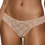 Triumph Amourette String Beige 38 Damen